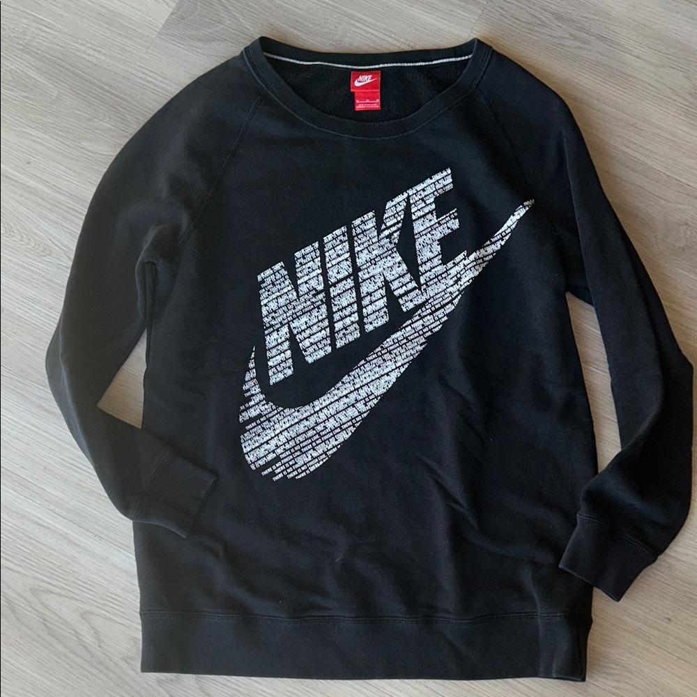Nike Women's Crewneck Tunic Sweatshirt M Black/White Gym Loungewear Athletic